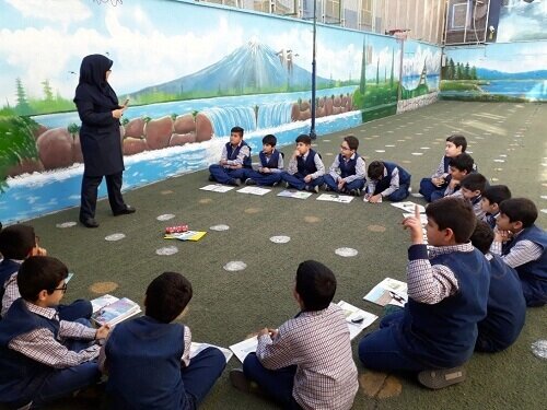 عکس از آرشیو است تربیت دانشآموزان مهارتپذیر از وظایف مدارس است