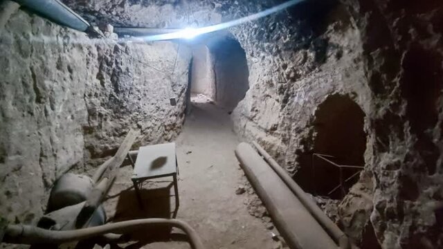 زندگی در دل زمین و آتش زندگی در دل زمین و آتش