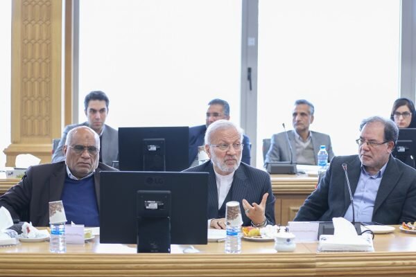 لزوم اجرای عدالت در سیاستهای اقتصادی و بانکی کشور