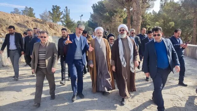 حل مشکلات کشور نیازمند وفاق ملی و بهرهگیری از همه ظرفیتها است