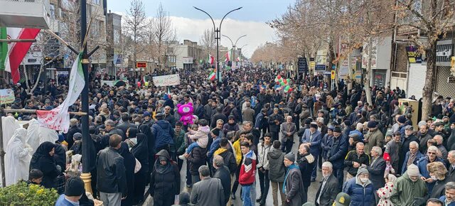 حضوری باشکوه که معادلات دشمن را به همریخت