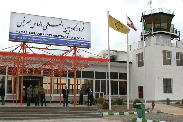 فرودگاه بینالمللی و حمل و نقل ریلی سرخس نقش مهمی در ایجاد ارتباطات بینالمللی دارند