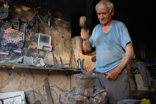 هنر آهنگری؛ میراثی کهن در مواجهه با چالشهای مدرن