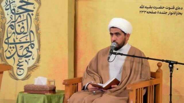 چه عواملی باعث می‌شود مردم از امیرالمؤمنین (ع) فاصله بگیرند؟