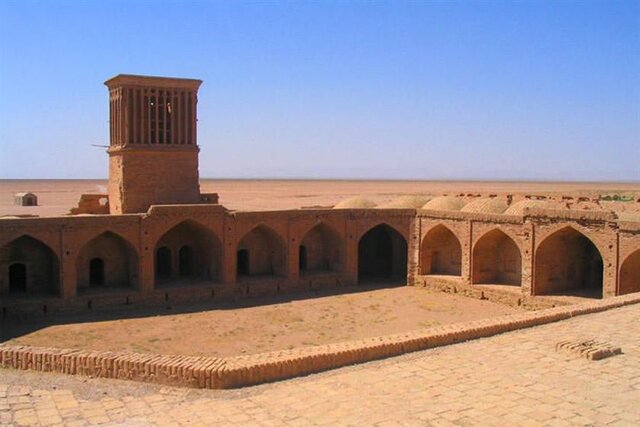 ماندگاری گردشگران نوروزی در بجستان ۱۵ درصد افزایش داشته است