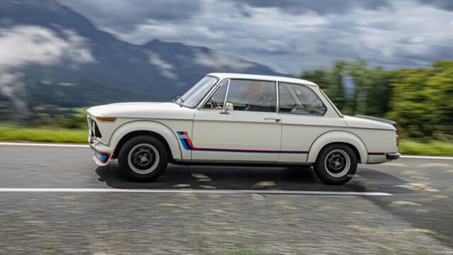 خودروسازان معروف پیش از خودرو چه ابزارهایی تولید میکردند؟