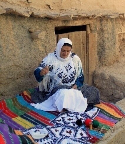 گلدوزی در مرندیز؛ سفر به دنیای رنگها و الگوهای سنتی