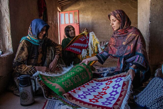 زاوین؛ مهد ابریشم بافی ایران