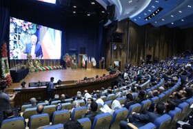 سخت‌گیری‌های مقرراتی بیشتر از تحریم‌ها به فعالان اقتصادی فشار می‌آورد