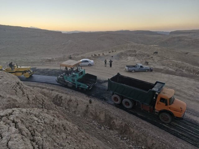 آسفالت معابر روستایی، گامی به سوی بهبود کیفیت زندگی