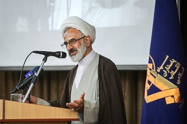 هم‌افزایی روحانیت و بسیج می‌تواند ما را در جنگ شناختی پیروز کند