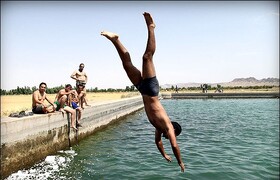 تابستان گرم و دغدغه شنا در استخرهایی که جان می‌گیرند