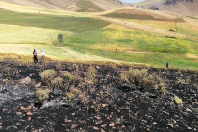 حریق در مراتع بهارکیش قوچان مهار شد