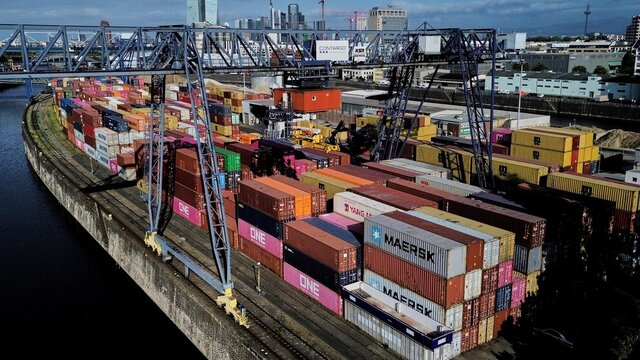 بزرگترین اقتصاد اروپا پیشبینی اقتصاددانان را به چالش کشید بزرگترین اقتصاد اروپا پیشبینی اقتصاددانان را به چالش کشید