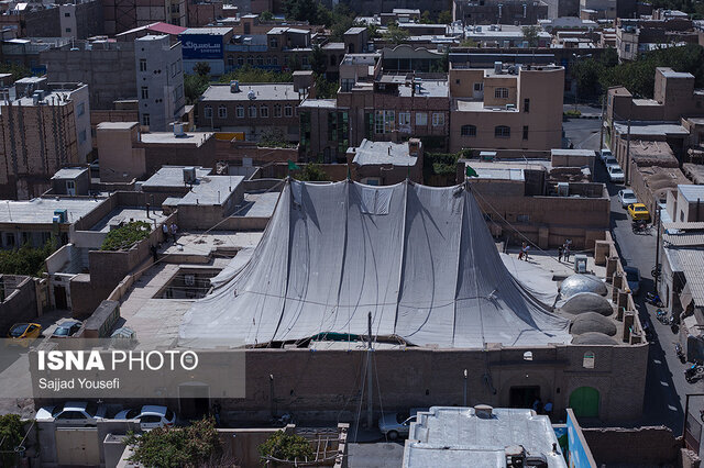 چادرپوشان حسینیه قنادها، سنتی ۱۰۰ ساله در پاسداشت یاد عاشورا