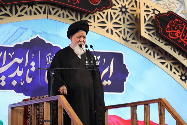 علمالهدی: مکانیزم ماشه عملیات روانی دشمن برای غفلت از جبهه اقتصادی و فرهنگی است علمالهدی: مکانیزم ماشه عملیات روانی دشمن برای غفلت از جبهه اقتصادی و فرهنگی است