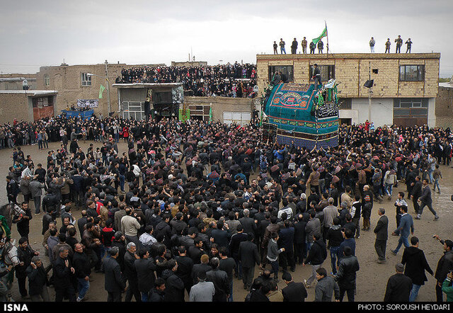 نخل ایزی؛ بزرگترین سازه عاشورایی در غرب خراسان رضوی
