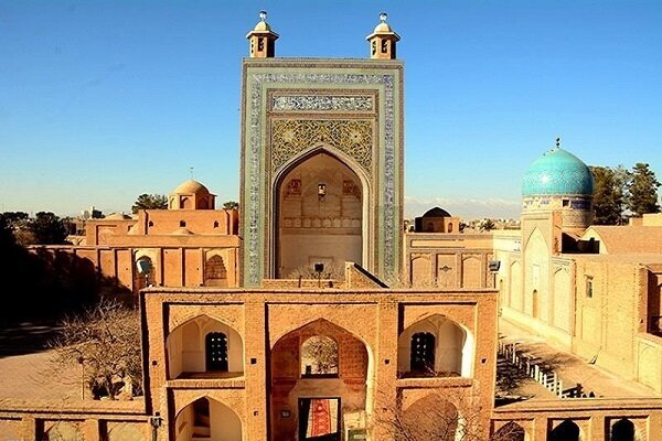 آرامگاه قاسم انوار، مکانی برای تجلی فرهنگ و تاریخ