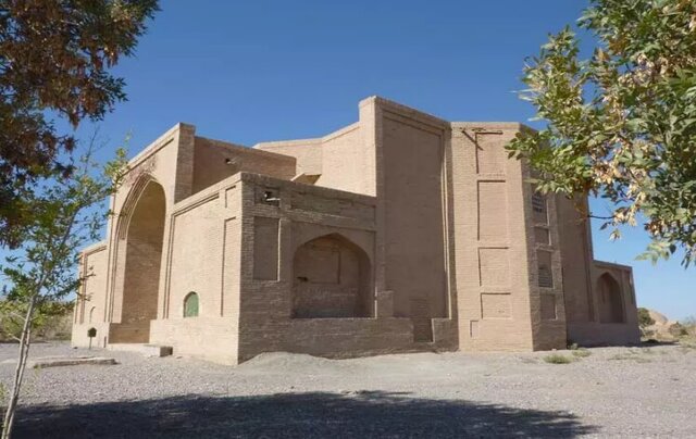 آرامگاه قاسم انوار، مکانی برای تجلی فرهنگ و تاریخ