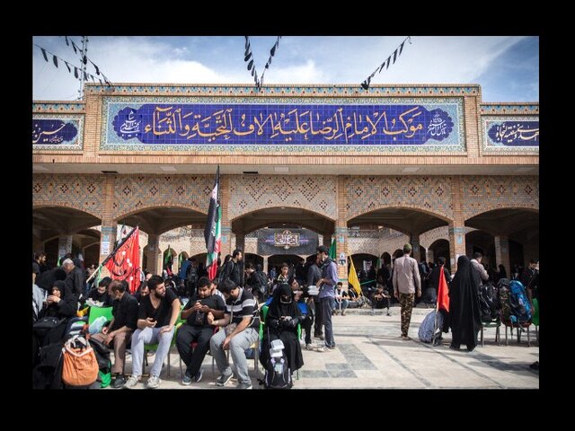 عکس تزئینی است موکب امام رضا (ع) برای یازدهمین سال جهت خدمت به زائران اربعین در کربلا برپا میشود