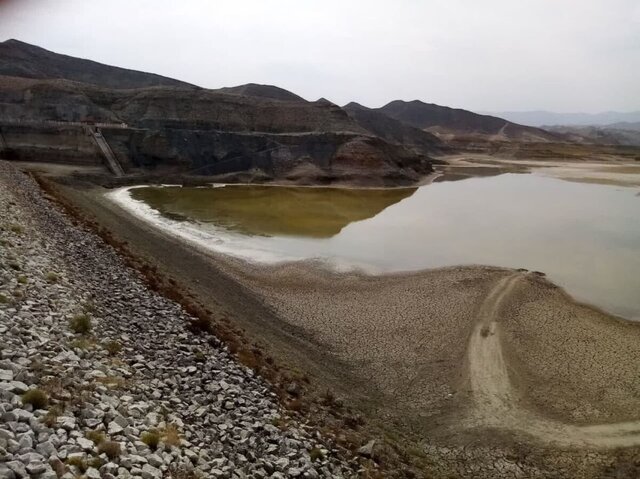 خشکسالی در کلات؛ بحران آب و خروج منابع آبی از کشور