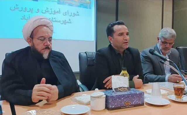 هیچ دانش‌آموزی نباید با شروع سال تحصیلی از امکانات آموزشی محروم بماند
