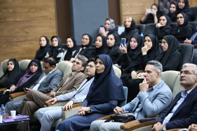 راه نجات کشور در دانش و فناوری است