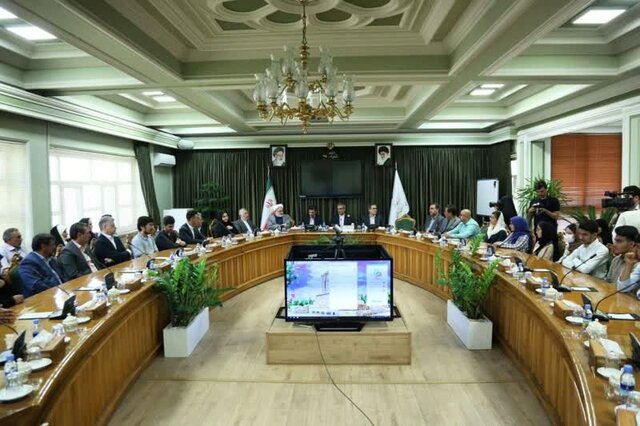 تجلیل از مدال‌اوران المپیادهای جهانی و رتبه‌های برتر کنکور خراسان رضوی