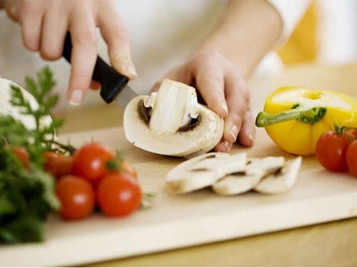این ابزار آشپزخانه غذای شما را سمی می‌کند
