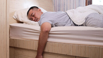 خواب‌آلودگی نشانه کدام بیماری است؟