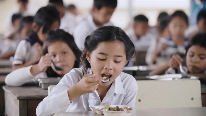 تاثیر برنامههای آموزش تغذیه مدرسه بر مصرف میوه و سبزیجات