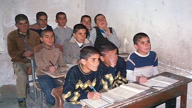 کفشهای میخی و ترس از خطکش ناظم در آغاز مهر