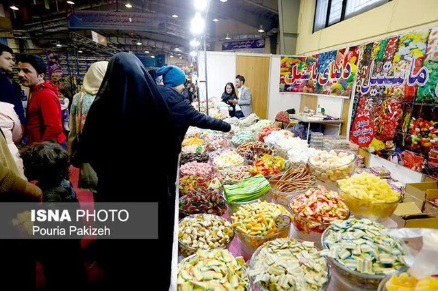 نمایشگاه‌های فصلی بازاریان را متضرر می‌کنند