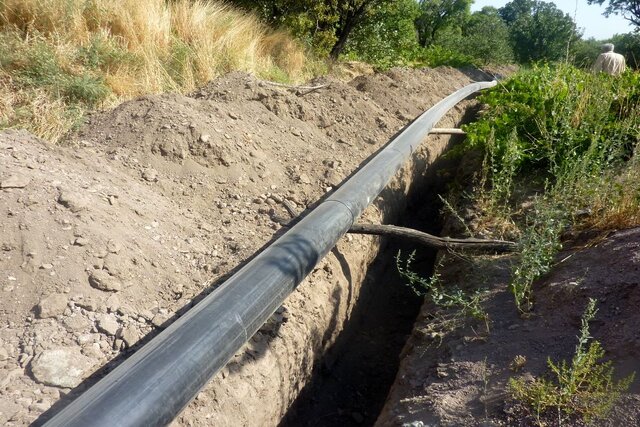 ۷۰ هزار کشاورز در کشور از طرحهای لولهگذاری بنیاد برکت بهرهمند شدند