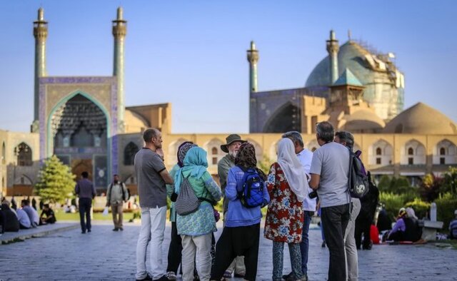 گردشگری در دنیای امروز تنها یک فعالیت تفریحی و لوکس محسوب نمی‌شود