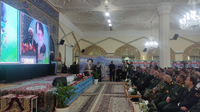 نایبرئیس مجلس: سیاستمدار دربند تجمل و رفاه، نمیتواند نمایندهای صادق برای مردم باشد