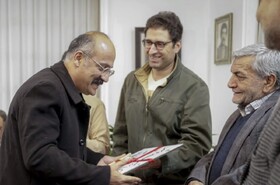  بازیگر و کارگردان تئاتر مشهدی، برگزیده جایزه هنری «شهید منصوب» شد