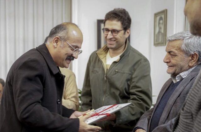  بازیگر و کارگردان تئاتر مشهدی، برگزیده جایزه هنری «شهید منصوب» شد