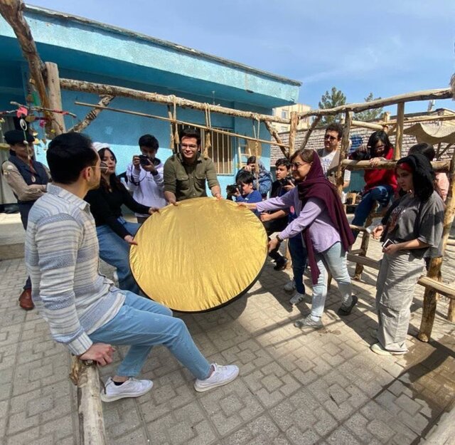 آموزش عکاسی به کودکان، آموزش شیوه نگاه کردن به زندگی است