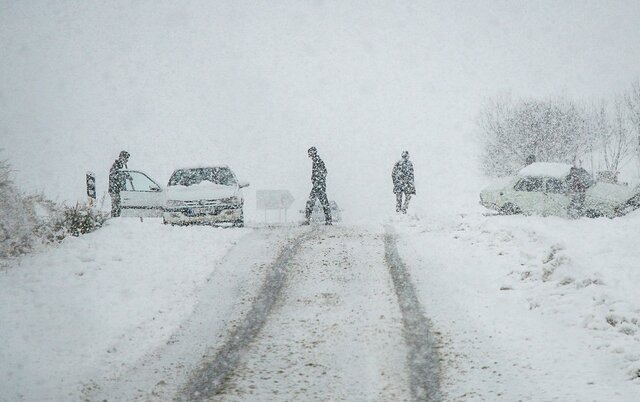 آغاز بارش و کولاک شدید از عصر امروز در محور تربت‌حیدریه-ملک‌آباد