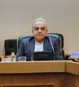 معاون ارزی بانک مرکزی: اقتصاد ایران سال‌هاست در شرایط جنگ اقتصادی قرار دارد