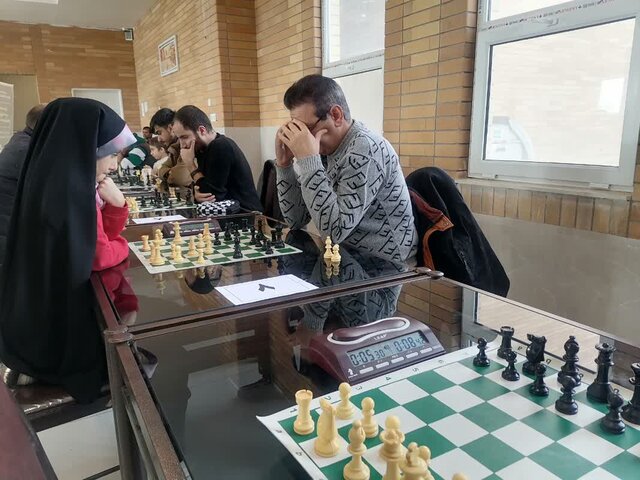 یک استاد بزرگ شطرنج: بدون حمایت، جایگاه شطرنجبازان خراسان در سطح ملی تثبیت نمیشود
