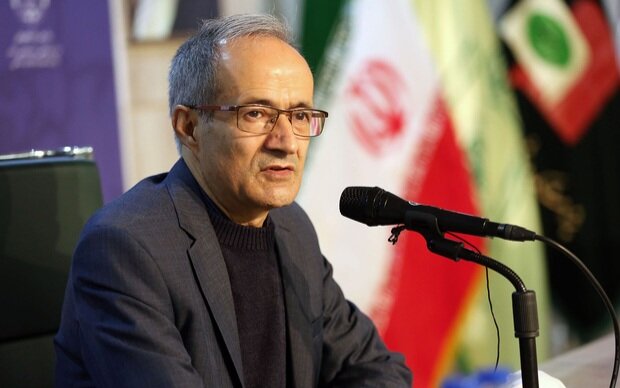 یک استاد دانشگاه: تصور وجود شرایط استثنایی در ایران، باعث عدم حل مشکلات شده است