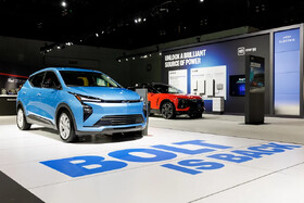 ۲۰۲۵؛ سال عقب‌نشینی بزرگان از خودروهای برقی