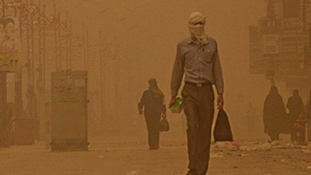 سیمای خاک‌ریزهای فرسوده شمال شرق؛ پرده‌ای از گرد و غبار که مشهد را هم می‌بلعد