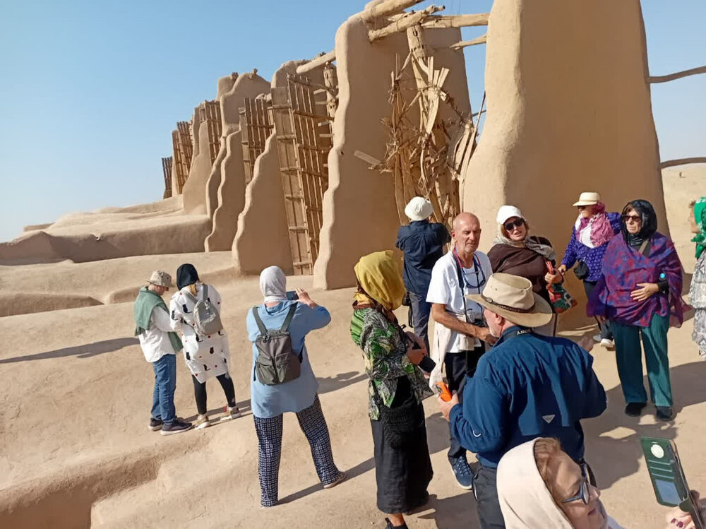 تداوم محدودیت اقامت شبانه گردشگران خارجی در خواف
