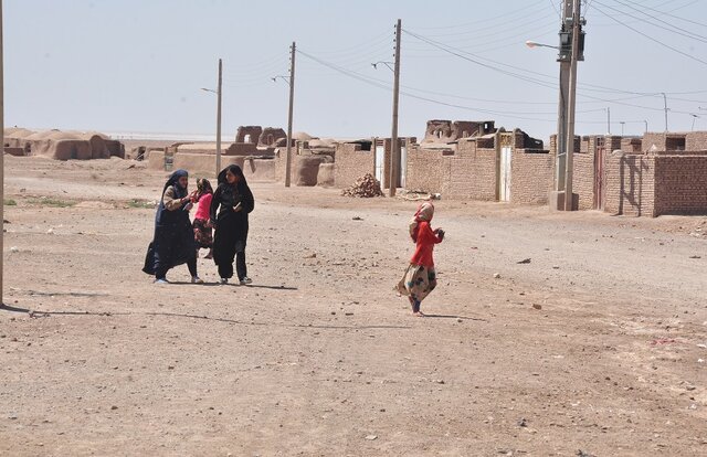 زوال واژگان کهن خراسان رضوی در عصر جهانی‌سازی