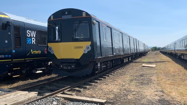 نخستین قطار باتری‌دار فوق‌سریع انگلیس به بهره‌برداری رسید