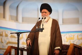 امام جمعه مشهد: جمهوری اسلامی به لحاظ مردمی بودن، در دنیا بی‌نظیر است