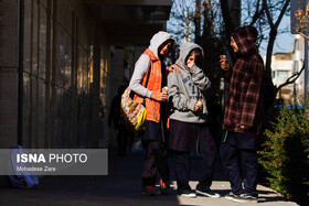 یک استاد دانشگاه: حاکمیت باید فضاهایی فراهم کند تا نسل z هویت خود را نشان دهد